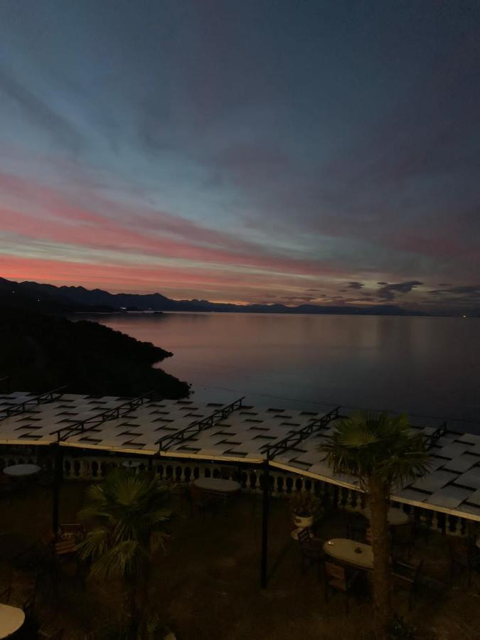 Il Tramonto Hotell Široka Exteriör bild